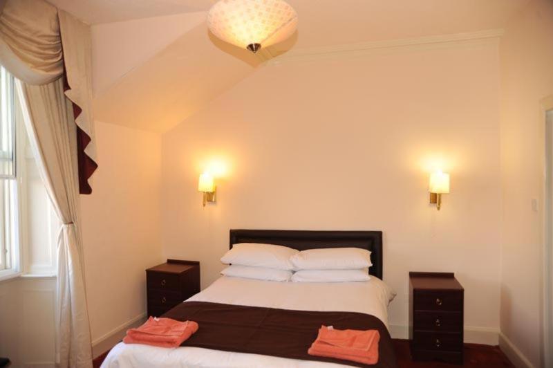 Grosvenor Hotel Ръгби Екстериор снимка